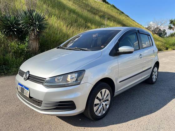 VOLKSWAGEN FOX 1.0 MPI TRENDLINE 12V FLEX 4P MANUAL